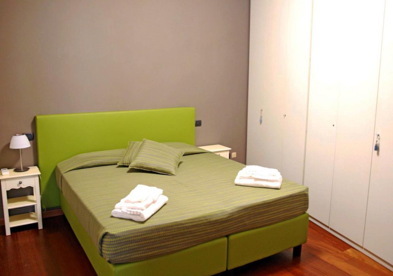 Appartamento Ideal ซีร์มิโอเน ภายนอก รูปภาพ