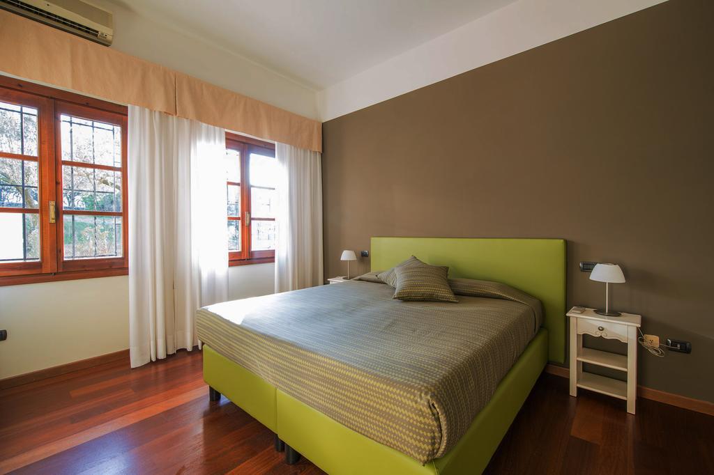 Appartamento Ideal ซีร์มิโอเน ภายนอก รูปภาพ